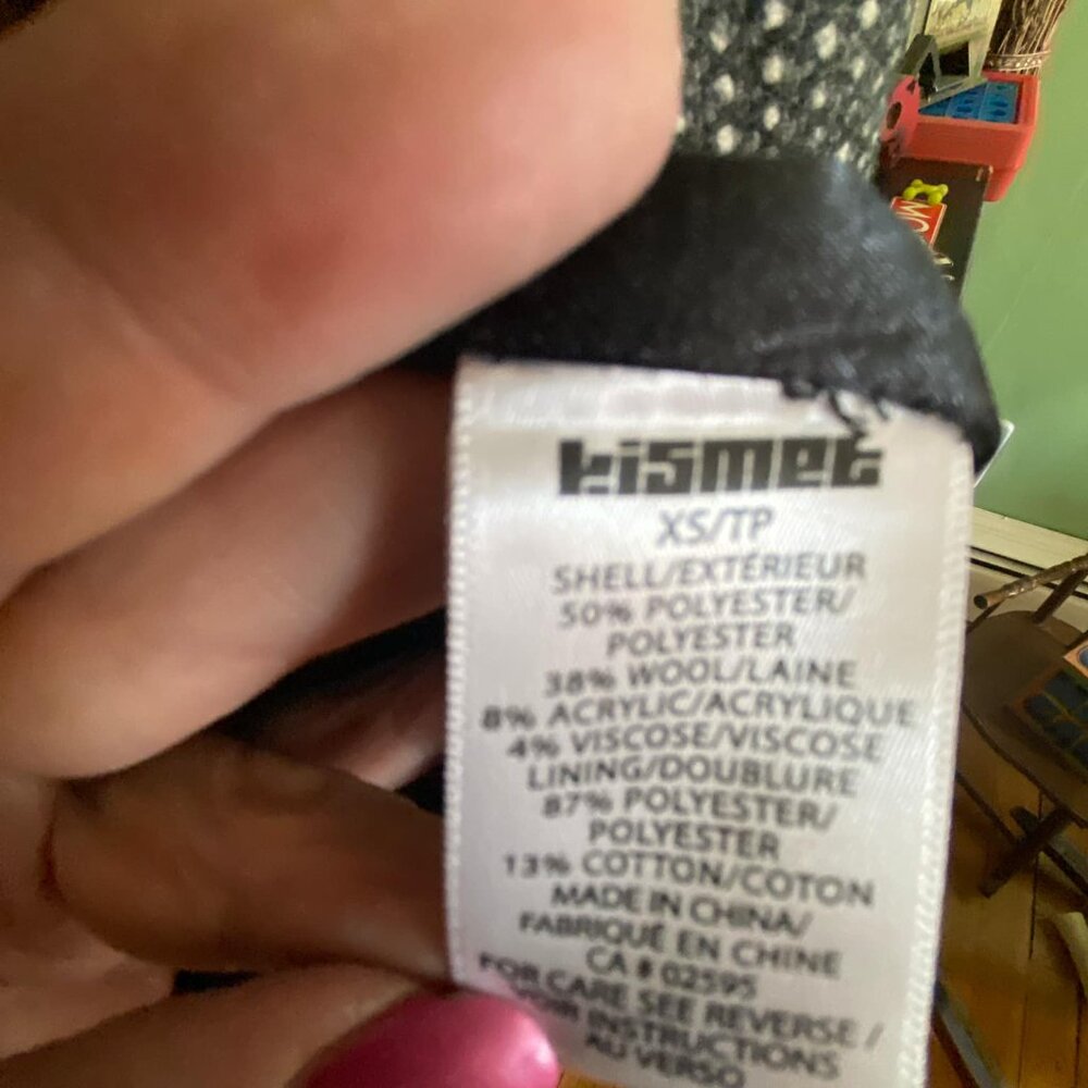 coat - Picture 3 of 4